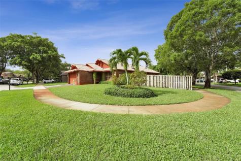 3440 E Point Drive Cooper City FL 33026