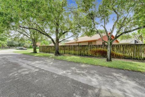 3440 E Point Drive Cooper City FL 33026