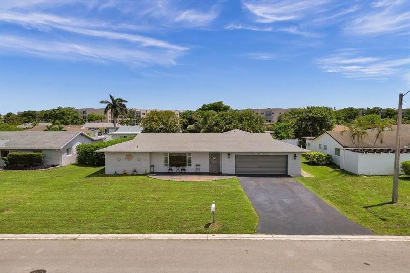 9516 NW 80th Court Tamarac FL 33321