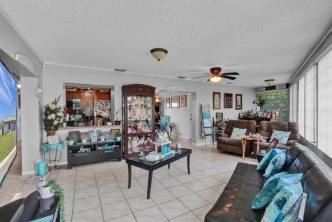 9516 NW 80th Court Tamarac FL 33321