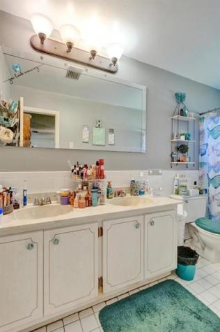9516 NW 80th Court Tamarac FL 33321