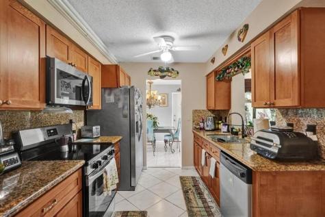 9516 NW 80th Court Tamarac FL 33321