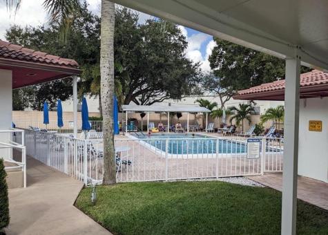 8204 South Street Boca Raton FL 33433