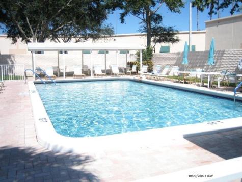 8204 South Street Boca Raton FL 33433