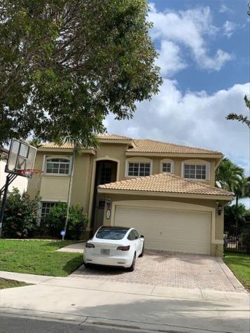 20901 SW 88th Court Cutler Bay FL 33189