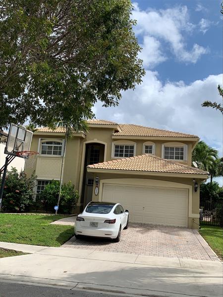 20901 SW 88th Court Cutler Bay FL 33189