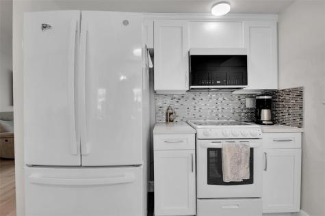 4905 NW 47th Avenue Tamarac FL 33319