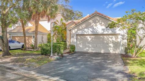 7657 Sanctuary Drive Coral Springs FL 33065