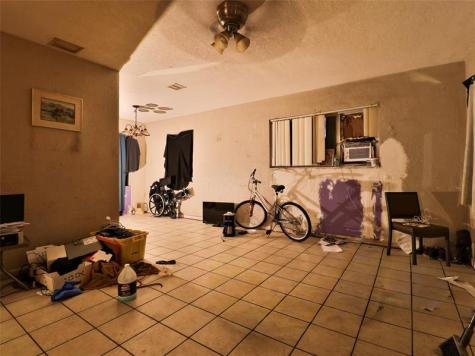2540 SW 5th Street Fort Lauderdale FL 33312