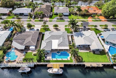 400 SE 5th Terrace Pompano Beach FL 33060