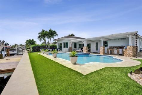 400 SE 5th Terrace Pompano Beach FL 33060