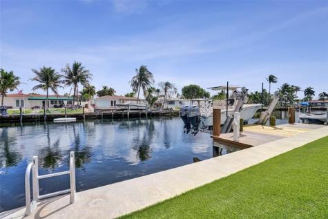 400 SE 5th Terrace Pompano Beach FL 33060
