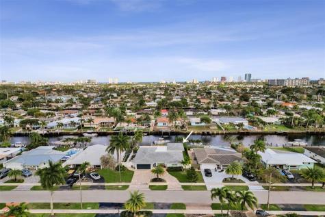 400 SE 5th Terrace Pompano Beach FL 33060