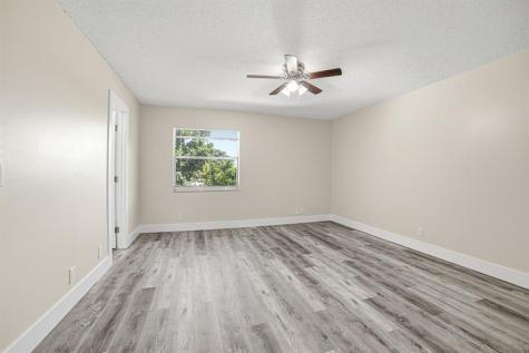 7903 SW 9th Street North Lauderdale FL 33068