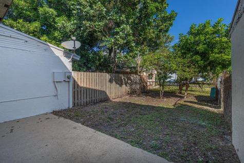 7903 SW 9th Street North Lauderdale FL 33068