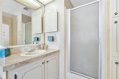 8600 SW 16th Place Davie FL 33324