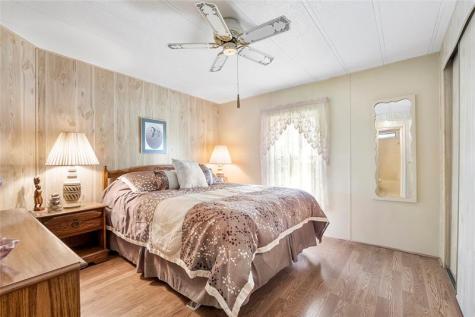 8600 SW 16th Place Davie FL 33324