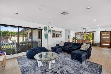 2601 NE 8th Court Pompano Beach FL 33062