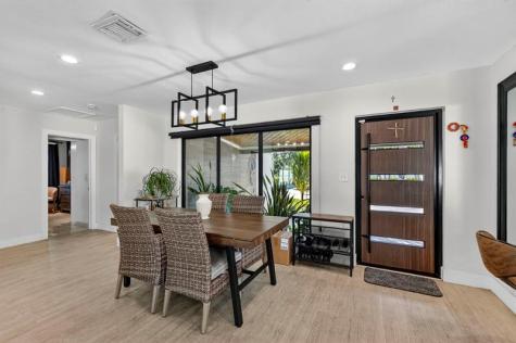 2601 NE 8th Court Pompano Beach FL 33062