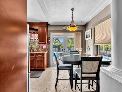 5180 SW 13th Street Plantation FL 33317