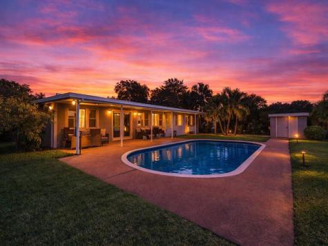 5180 SW 13th Street Plantation FL 33317