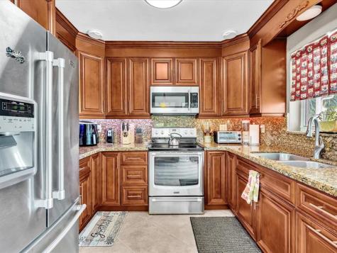 5180 SW 13th Street Plantation FL 33317