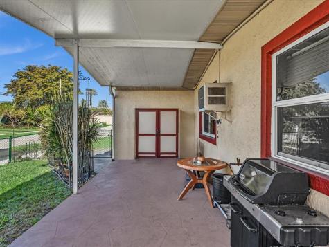 5180 SW 13th Street Plantation FL 33317