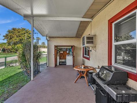 5180 SW 13th Street Plantation FL 33317