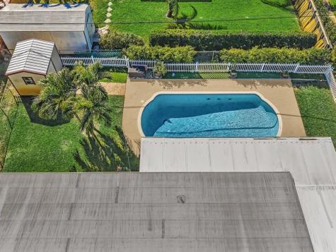 5180 SW 13th Street Plantation FL 33317