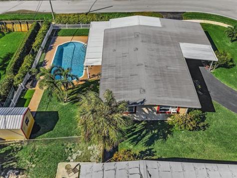 5180 SW 13th Street Plantation FL 33317