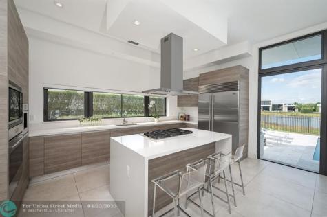16553 Botaniko Drive Weston FL 33326
