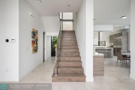 16553 Botaniko Drive Weston FL 33326