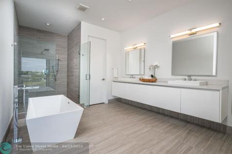 16553 Botaniko Drive Weston FL 33326