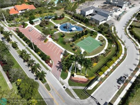 16553 Botaniko Drive Weston FL 33326