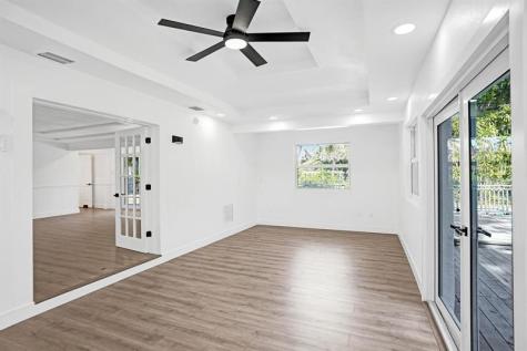 216 Bayberry Drive Plantation FL 33317