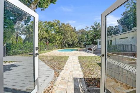 216 Bayberry Drive Plantation FL 33317