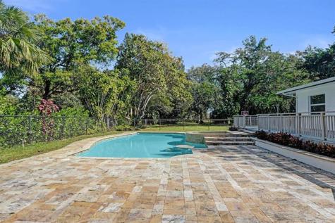 216 Bayberry Drive Plantation FL 33317