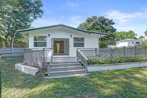 216 Bayberry Drive Plantation FL 33317