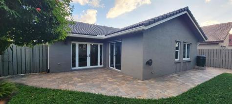 12555 SW 7th Place Davie FL 33325