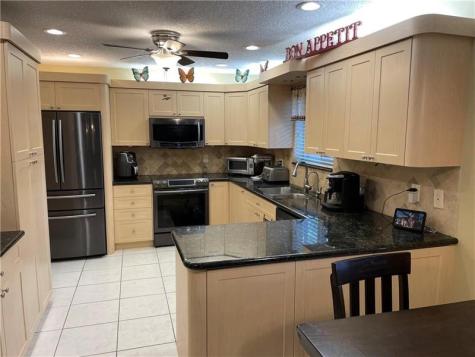 8581 27TH Place Davie FL 33328