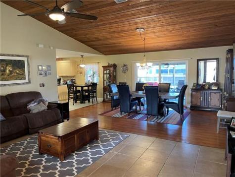 8581 27TH Place Davie FL 33328