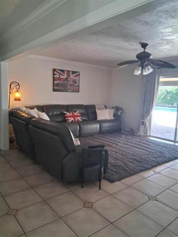 5191 SW 109th Avenue Davie FL 33328