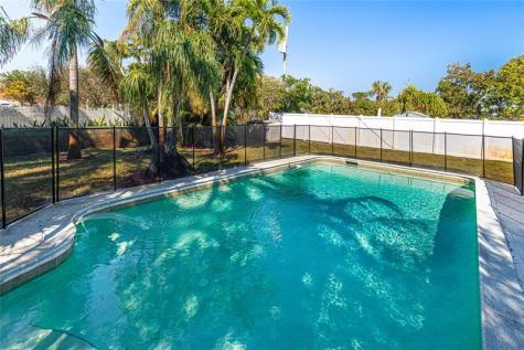 2241 SW 38th Avenue Fort Lauderdale FL 33312