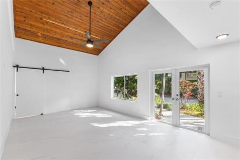 4701 NW 1st Place Deerfield Beach FL 33442