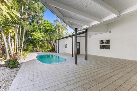 4701 NW 1st Place Deerfield Beach FL 33442