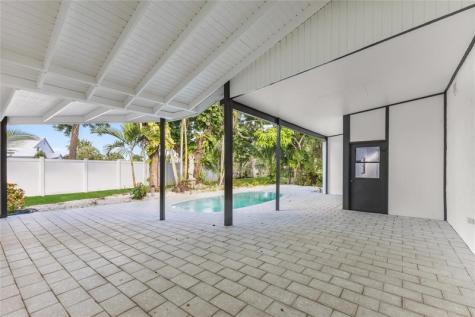 4701 NW 1st Place Deerfield Beach FL 33442
