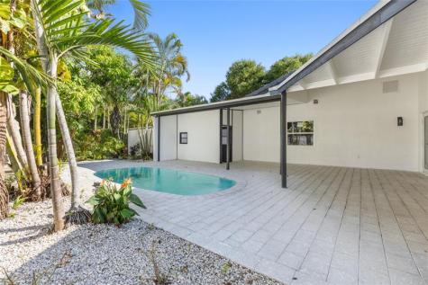 4701 NW 1st Place Deerfield Beach FL 33442