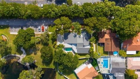 4701 NW 1st Place Deerfield Beach FL 33442