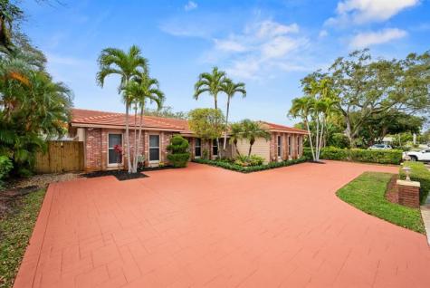 3400 N 47th Avenue Hollywood FL 33021