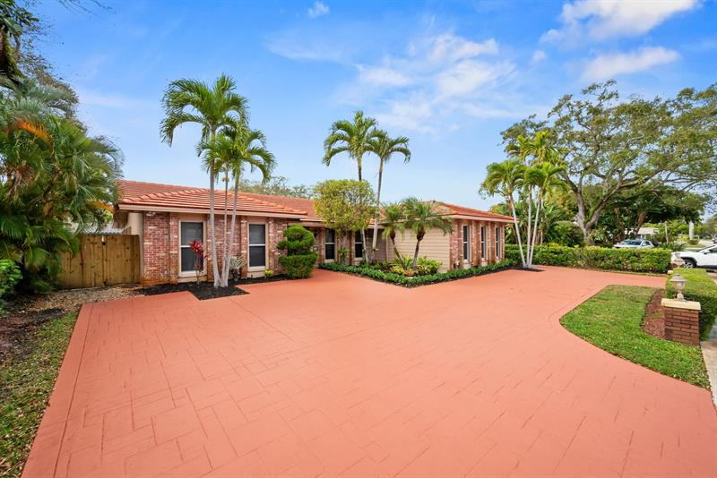 3400 N 47th Avenue Hollywood FL 33021